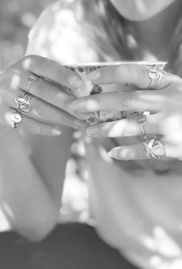 Lott Ring Small Letter Zilver