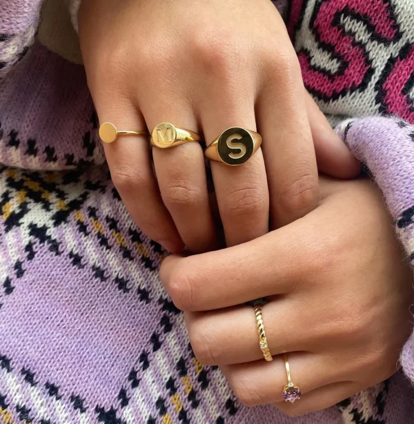 Miss Spring Sidney Signet Ring MSR587
